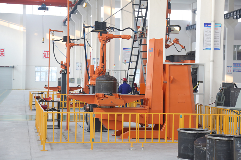 8軸焊接機(jī)器人